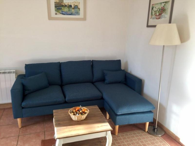 Others 5, Mas Le Pont des Aubes, Vaucluse