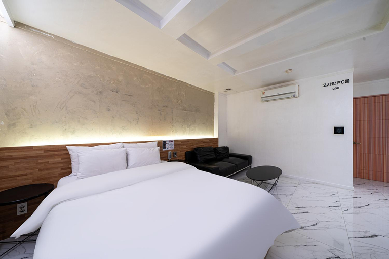 Bedroom 3, S Hotel, Bucheon