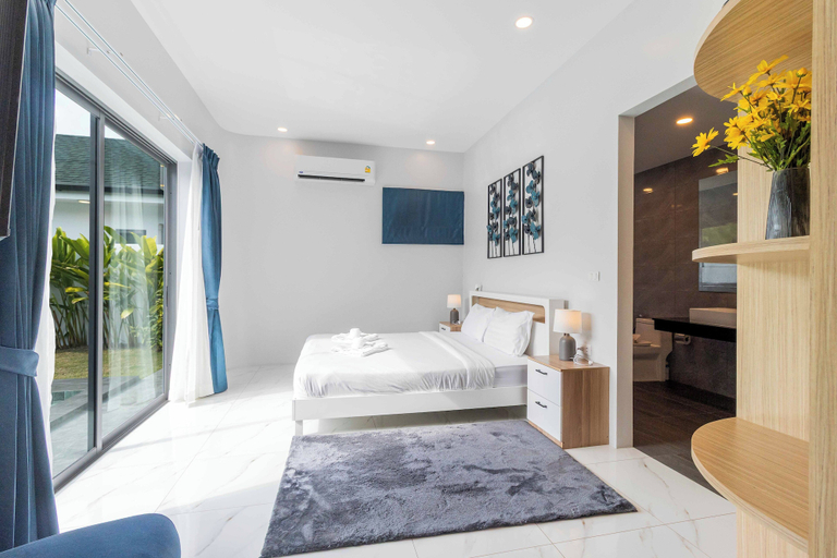 Room 2, 3BR Pool Villa with Bathtub  V294, Phuket Island