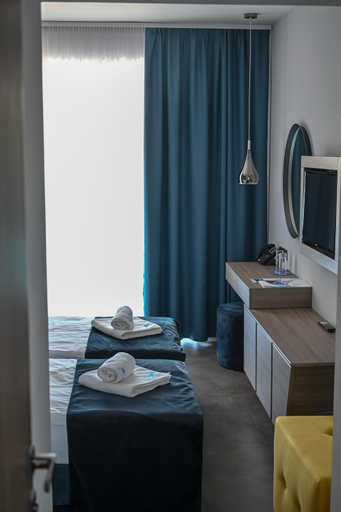 Bedroom 2, NN Boutique Hotel****, Tiszaújváros