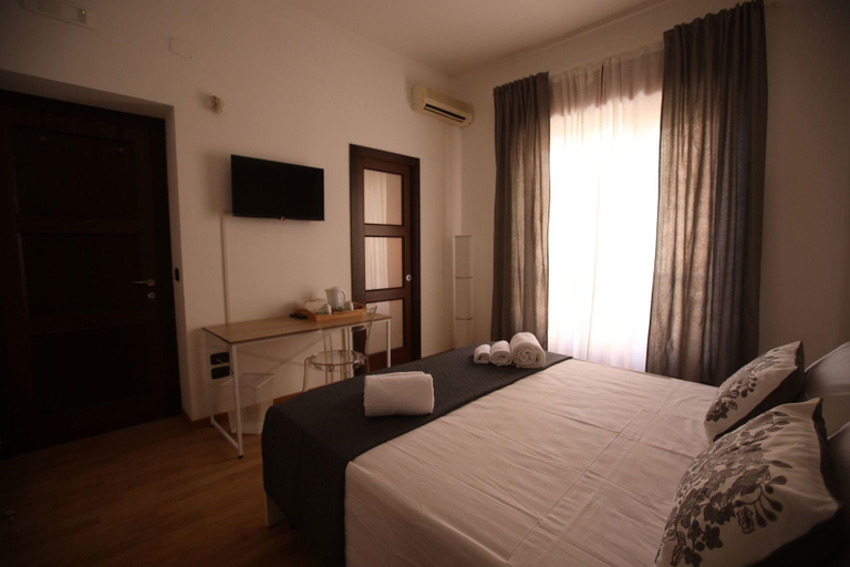 Bedroom 4, Mare Incanto Luxury Rooms, Salerno