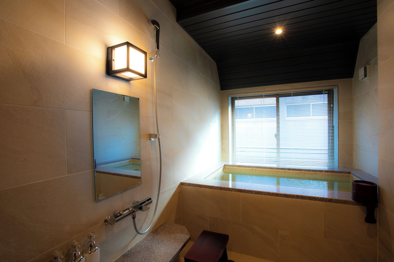 Bathroom 5, Machiyado Ichiryu, Takayama