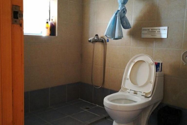 Bathroom 3, Hola Inn, Shenzhen