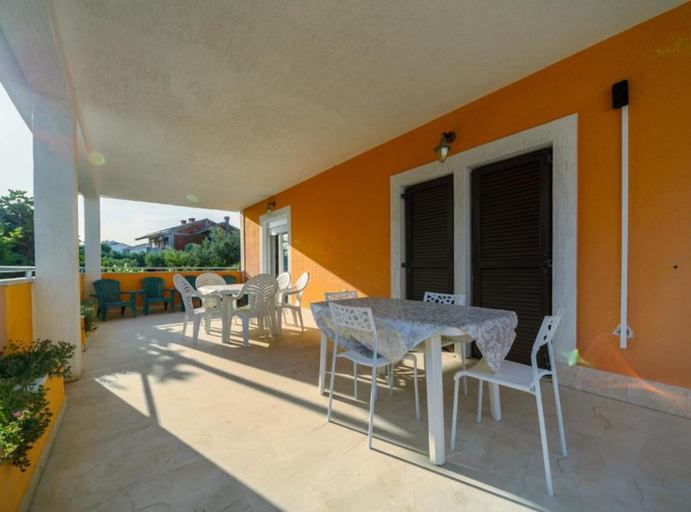Others 5, Apartments Bozena, Krk