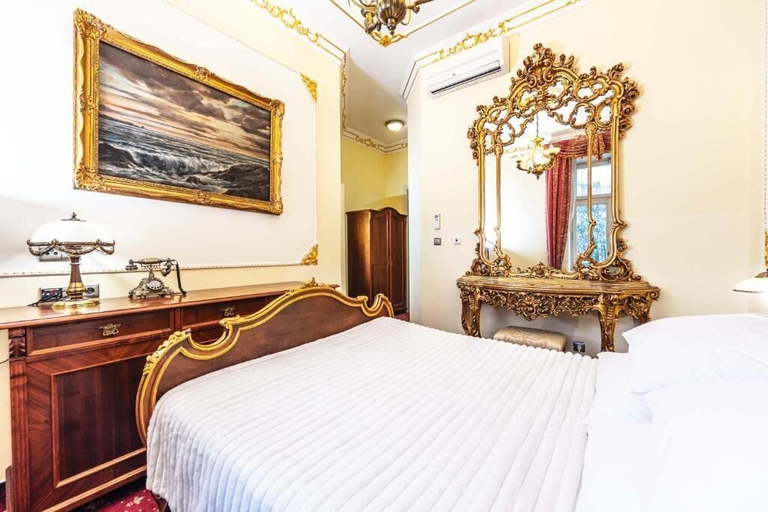 Room 2, Hotel General, Praha 5