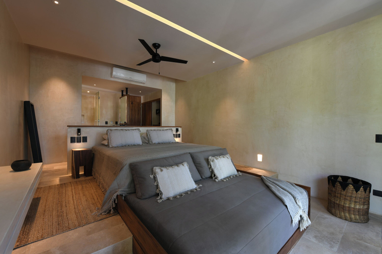 Bedroom 4, Casa Agape Boutique Hotel Rooftop Pool & Beach club access, Cozumel