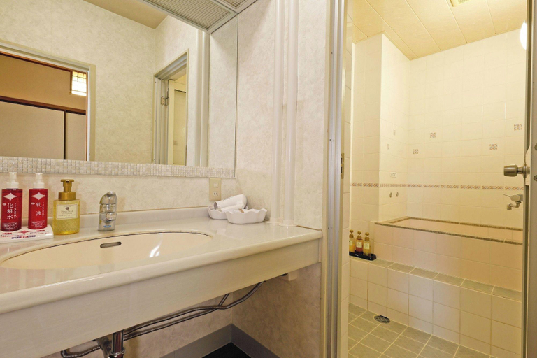 Bathroom, Dogo Grand Hotel, Matsuyama