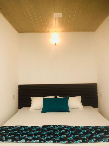 Bedroom 2, Green Villa, Welipitiya