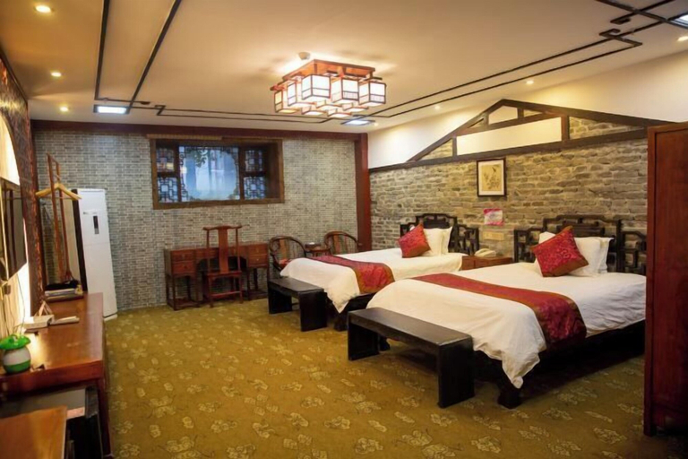 Bedroom 2, Huangyao Bandao Hotel, Hezhou