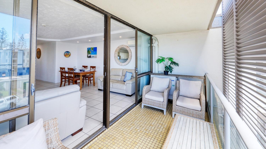 Bedroom 3, Merrima Court Holiday Apartments, Caloundra - Caloundra S.