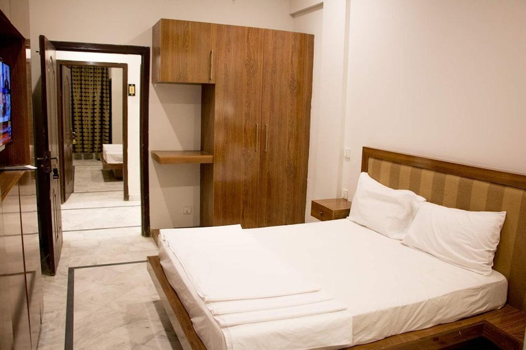 Bedroom 4, Pine View Hotel, Rawalpindi