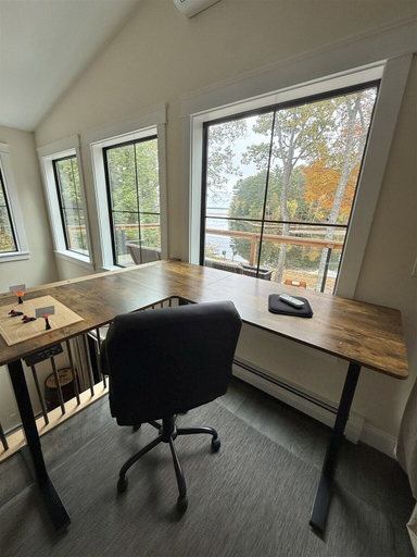 Interior 2, Northwest Eagle Nest Limit 9 3 Bedroom Home, Cumberland
