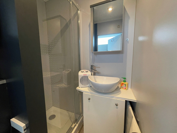 Bathroom 5, Beautiful Apartment for 4 People, West-Vlaanderen