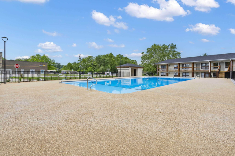 Pool 3, Cozy Creekside Landing, Taney