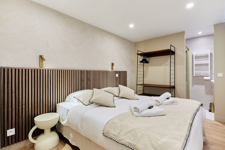 Room 4, Superb apartment Center of Paris, Paris