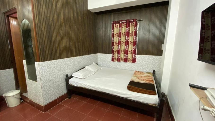 Bedroom 2, Hotel Raj Palace, Wardha