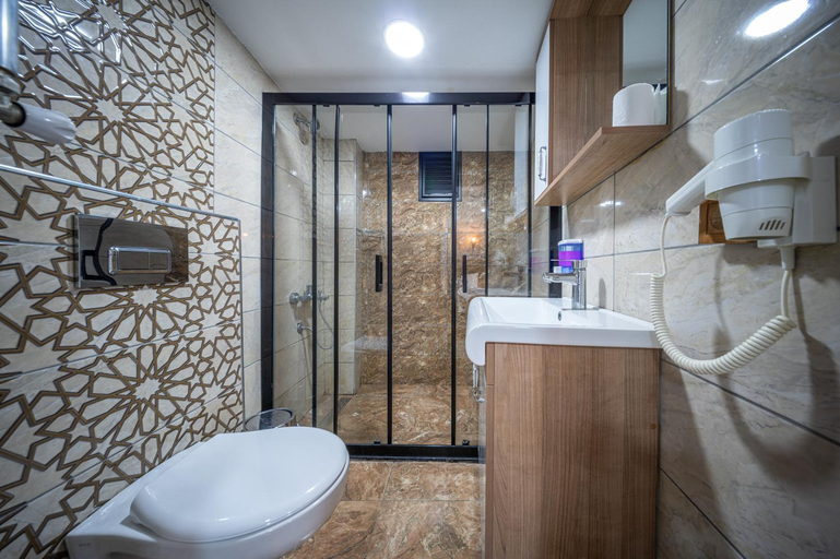 Bathroom 5, Laos Otel, Fatih