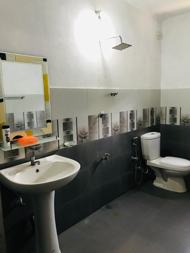 Bathroom 2, Lake View villa 2 BR near beach, Tangalle