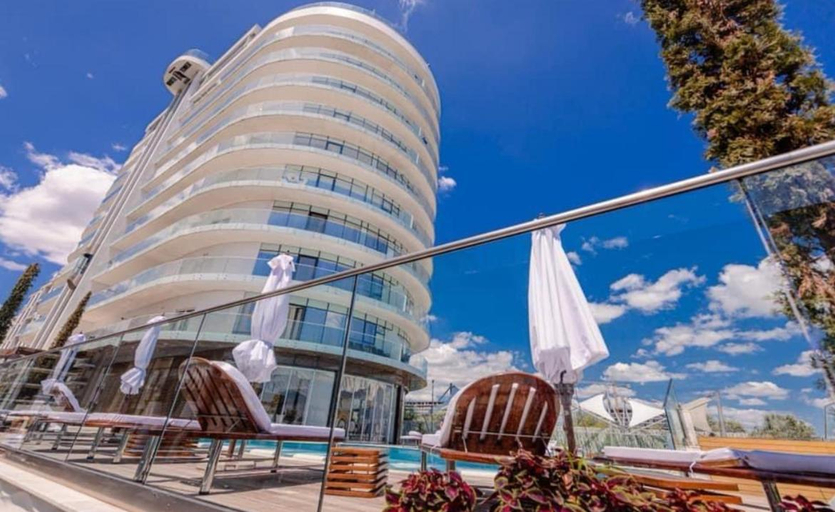 Exterior & Views, White Tower Apart Hotel, Navodari