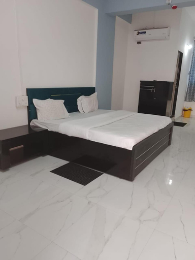 Others 5, Hotel Krishna Rooms, Wardha