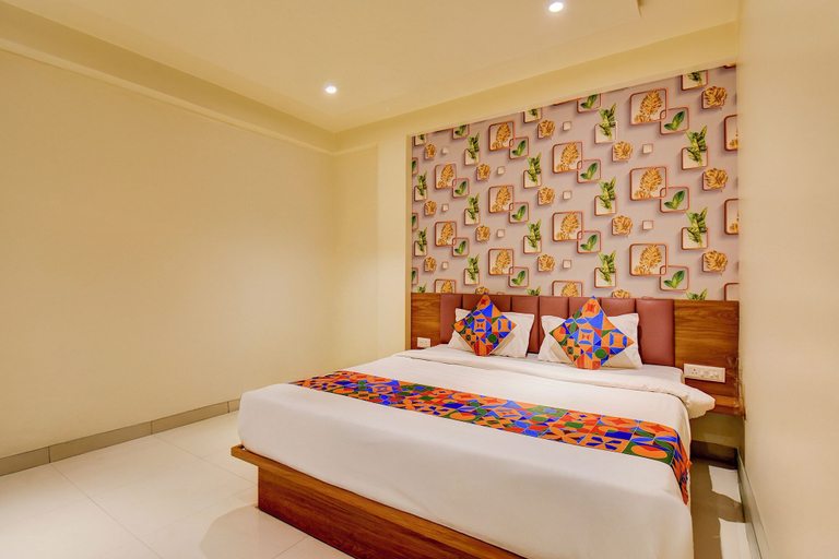 Room 3, Fabhotel Relax Inn Executive, Pune