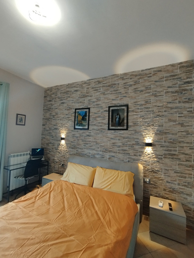 Room 2, Mira Beach Bed and Breakfast, Cosenza