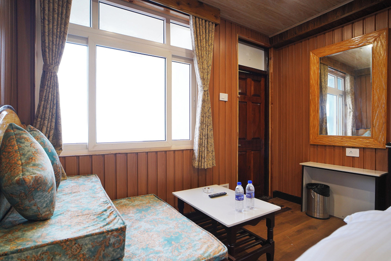 Bedroom 2, Sher Bengal Darjeeling, Darjiling
