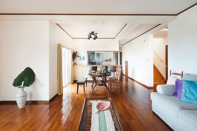 3, Ocean Therapy House, Onna