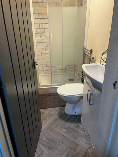 Bathroom 3, Derby house - perfect for contractors groups, Derby