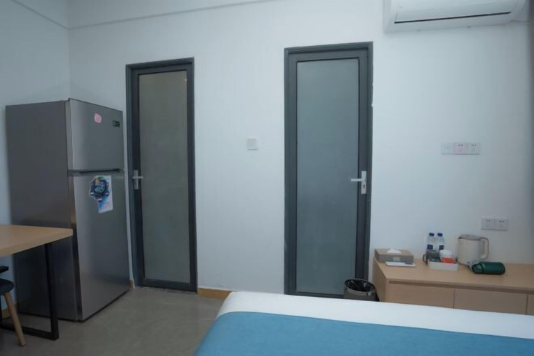 Bedroom 3, Ark House, Ruessei Kaev