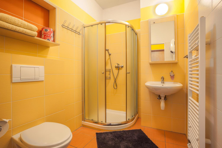 Bathroom 4, Penzion Batuv kanal, Hodonín