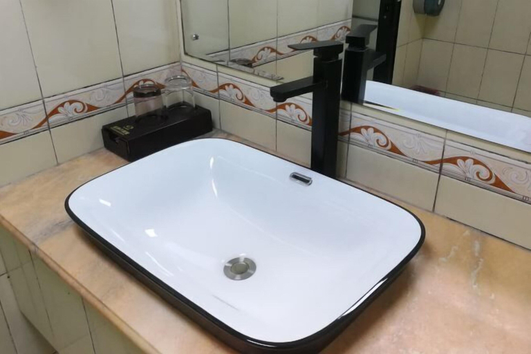 Bathroom 4, Jinzhongzi Hotel, Huludao