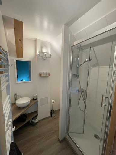 Bathroom 5, Le Rebanchon, Hautes-Alpes