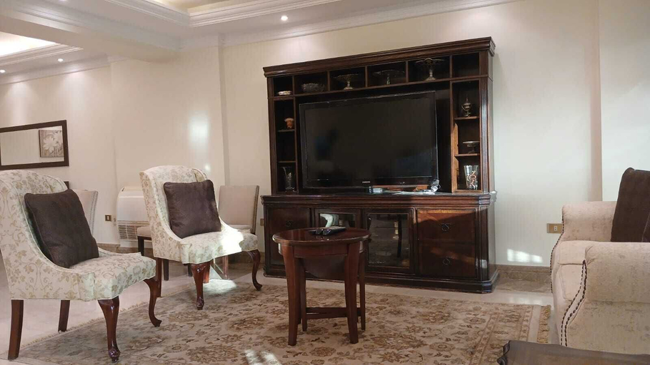 Living area 5, The Nile View 4BDR Apartment, Zamalik