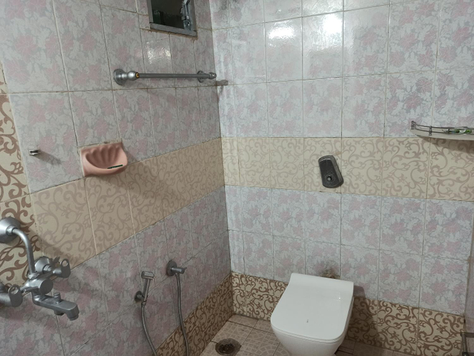 Bathroom 4, Zappia Cove Resort Palolem, South Goa