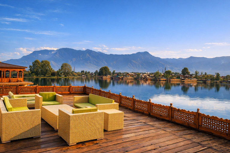 Food & Drinks 5, Mascot Houseboats, Srinagar