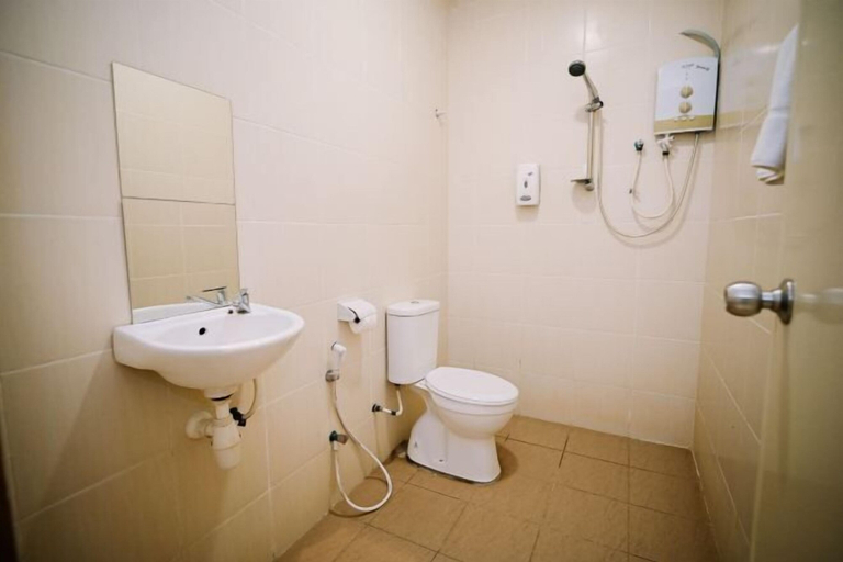 Bathroom 4, Lilla Rainforest Retreat @ Hulu Langat, Hulu Langat