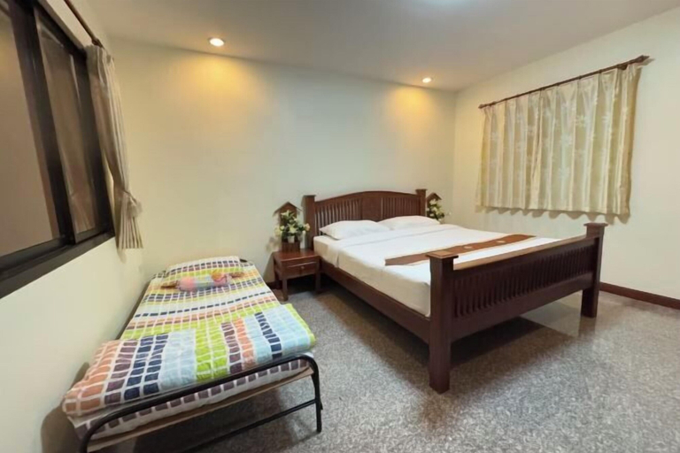 Room 5, Rommaiplaitawan hotel & resort, Muang Nakhon Ratchasima