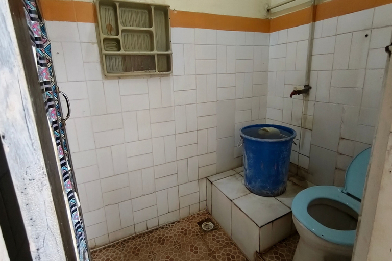 Bathroom 4, Hotel O Lowanu Stay Syariah, Yogyakarta