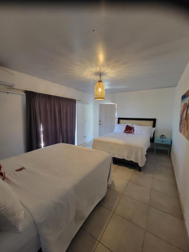 Bedroom 2, Las sevillanas beach hotel y restaurante, El Viejo