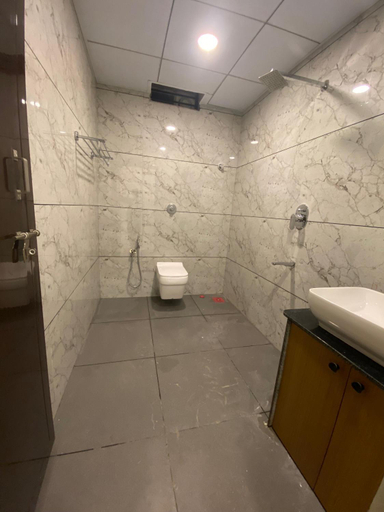 Bathroom 2, Fraydel Homestay, Uttara Kannada