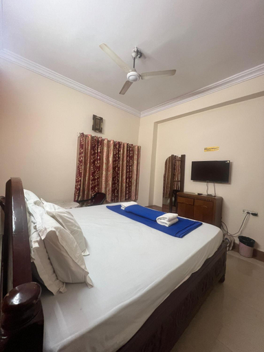 Bedroom 4, HOTEl BOMMANA RESIDENCY, East Godavari