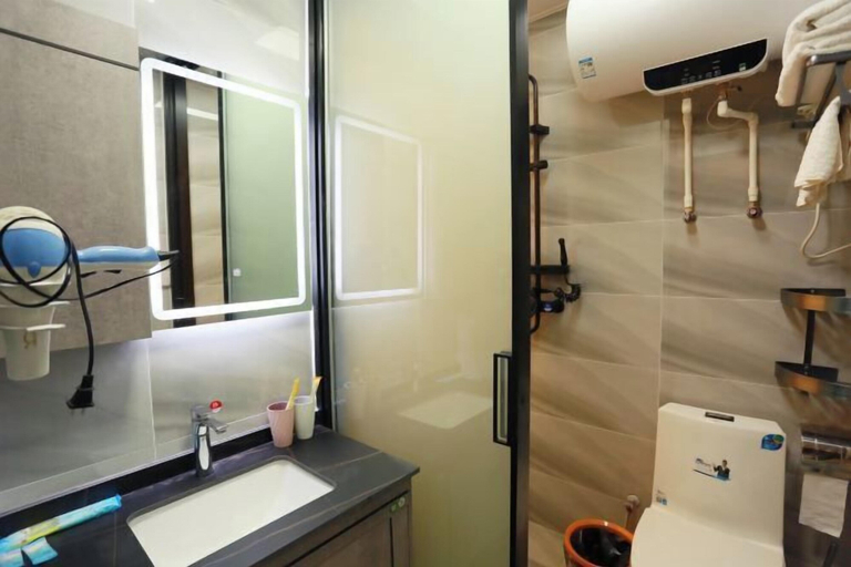 Bathroom 4, Pingyi to This Inn Travel Inn, Linyi