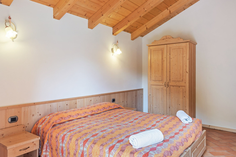 Bedroom 2, Accommodation With Wellness Center, in Val di Sole, Trento