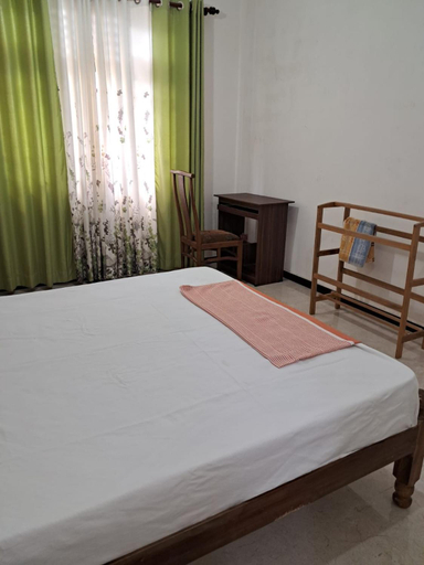 Bedroom 2, Whits villa 24, Matara Four Gravets