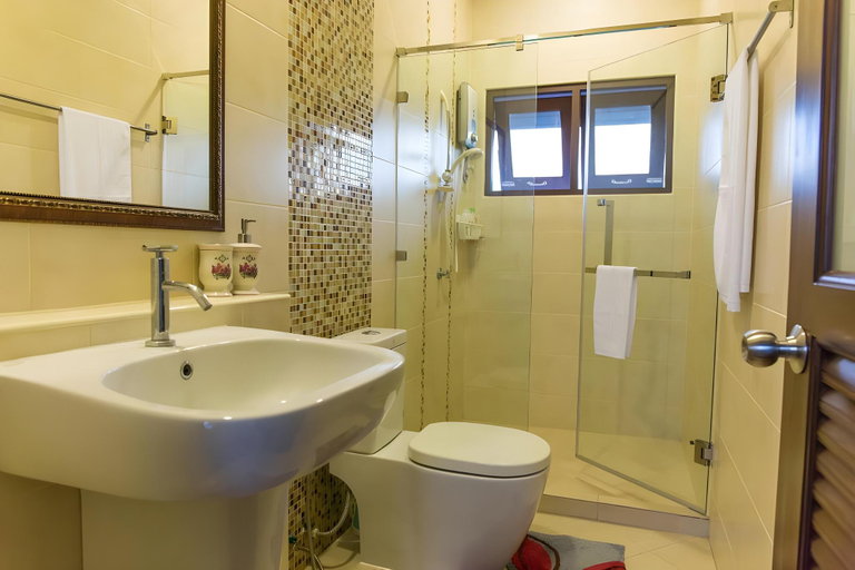 Bathroom, Modern Thai Home, Mae Rim