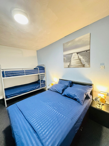 Room 2, Hotel Vibes, Blackpool