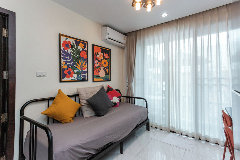 Room 3, 1BR Poolside Fisherman Village C272, Ko Samui