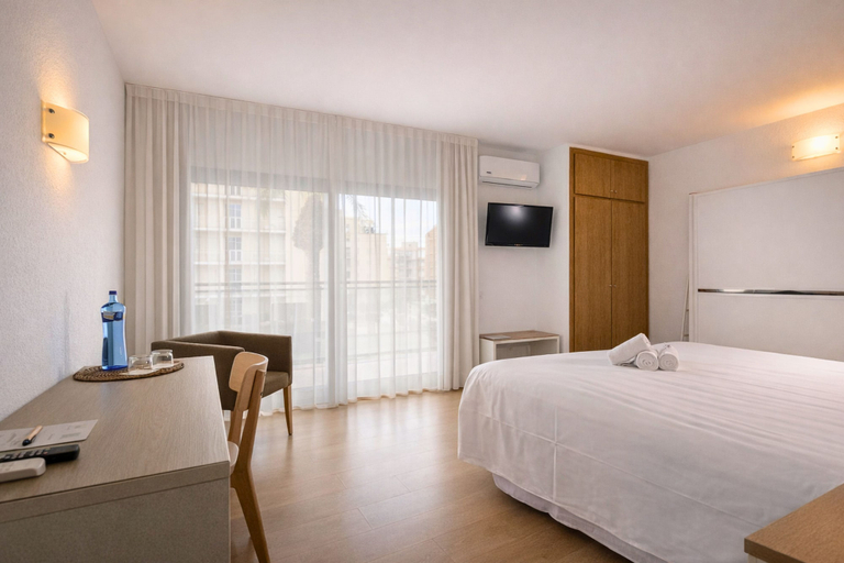 Bedroom 3, Adia Hotel Cunit Playa, Tarragona