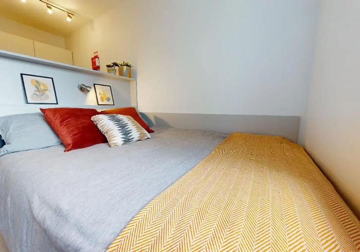 Room 4, Student Only Highbury, London